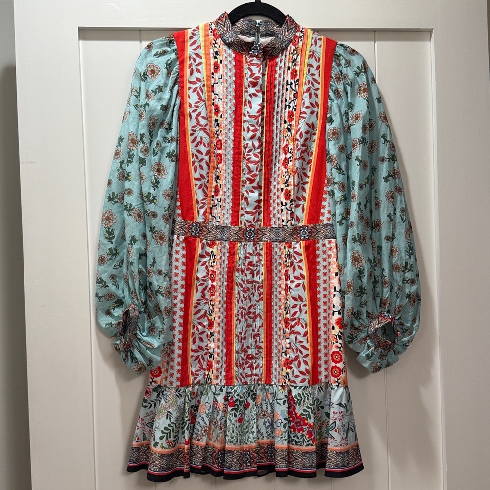 Alice + Olivia Colorful Leaf Pattern Long Sleeve Dress